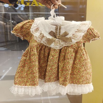 Girls’ Vintage Floral Print Dress with Lace Collar, Bow & Ruffle Hem